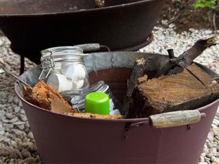 Cute, Cozy Container with Outdoor Bath near Montville - 2