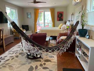 Garden house with gas fireplace - Middletown - 1