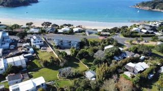 Hideaway Cottage - - 0