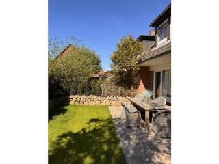 Holiday home in Sylt with swimming pool - Westerland - 6