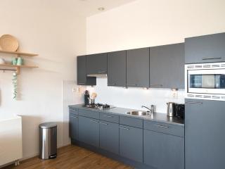 Modern Apartment with seaside view - 8