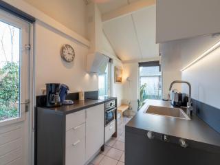 Modern holiday home in Petten - Petten - 4