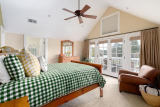 Charming Family Summer Rental With Large & Verdant Grounds - Menlo Park - 0