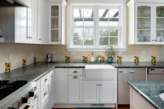 Charming Family Summer Rental With Large & Verdant Grounds - Menlo Park - 1