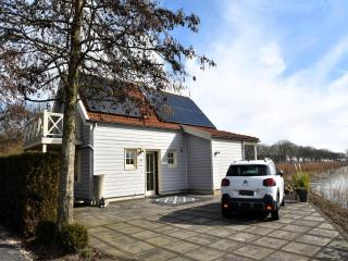 Waterfront villa with a private jetty - Simonshaven - 9