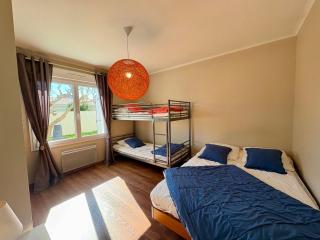 Maison Spacieuse avec Piscine Privée, Proche Centre et Plage, Saint Jean de Monts - FR-1-323-381 - Saint-Jean-de-Monts - 5