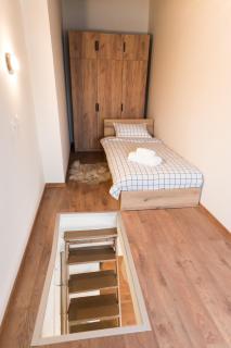 Artistic and cozy apartment in the center of Sofia - 3