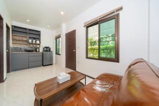 Oxavia Garden Oasis in Nai Harn - Your Private Tropical Garden with 3 Cabins and Jacuzzi - Rawai Beach - 6