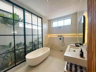 Cozy Villa with Homey Vibes and Modern Comfort - Bingin Beach - 5