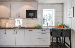 Amazing Home In Årjäng With Lake View - Årjäng - 3