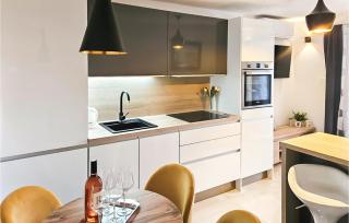 Cozy Apartment In Supetar - Supetar - 1
