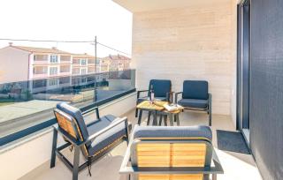Awesome Apartment In Privlaka With Wifi - Privlaka - 0