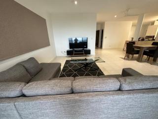 Top Floor, Esplanade view in CBD - 9