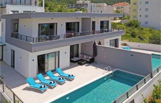 Stunning Home In Makarska With Wifi - Makarska - 4