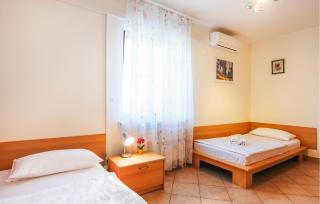 Lovely Apartment In Jezera With Wifi - Jezera - 1