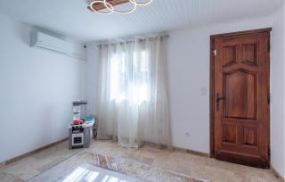 Gorgeous Home In Le Rove With Wifi - Le Rove - 1