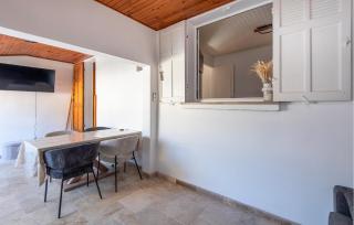 Gorgeous Home In Le Rove With Wifi - Le Rove - 8