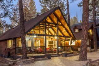 Rustic Log Cabin in Munds Park - Munds Park - 0