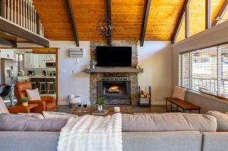 Rustic Log Cabin in Munds Park - 1