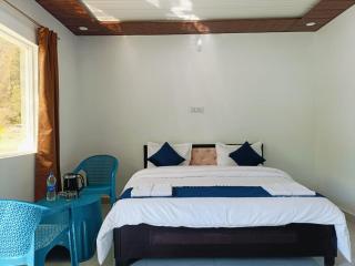 The Waterfront Resort - Rishīkesh - 9