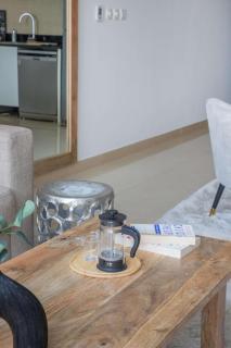 Frank Porter - Laguna Tower - 5