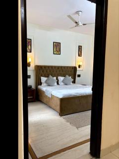 Dinedelightcastle - Gurgaon - 1