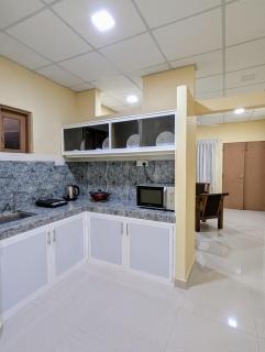 Ocean Breeze Retreat Coastal Getaway in Colombo - Colombo - 1