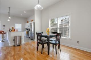 Stylish Family Home Downtown-BigRooms-FreeParking-Central - Atlanta - 2