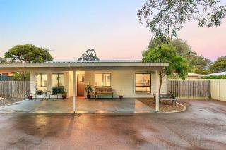 Crescent Bay Holiday Cottage & Studio - Dunsborough - 8