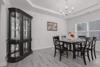 Large Rustic Family Home By RoadATL-KingBed-Firepit-Grill - Braselton - 6