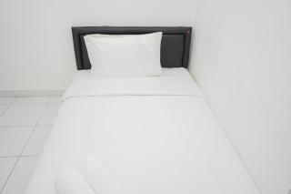 Comfort Studio No Kitchen Apartment at Aeropolis Residence By Travelio - 4