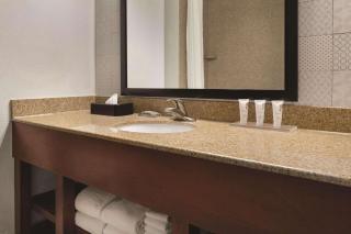 Country Inn & Suites by Radisson, Madison, AL - Madison - 4