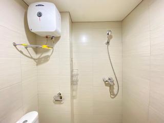 Modern & Cozy 2BR at Gateway Pasteur Apartment By Travelio - Bandung - 2