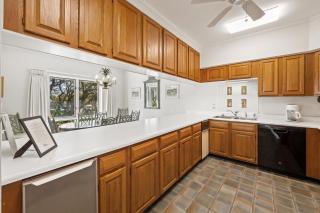 Deans Villa by Peace Vacations - 5