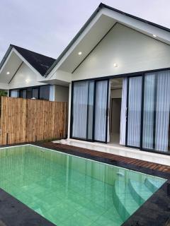 Pinggan Retreat - Gretek - 0