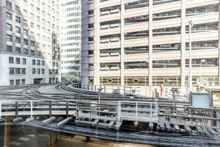 Blueground The Loop elevator nr Willis Tower CHI-1239 - 6