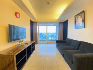 Simply and Homey 2BR at Braga City Walk Apartment By Travelio - Bandung - 4