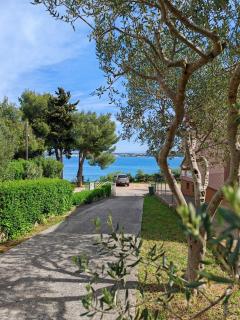 Island Retreat - Tkon - 6