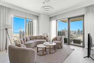 2BR Elegant Interior, Breathtaking Views, Downtown - Dubai - 0