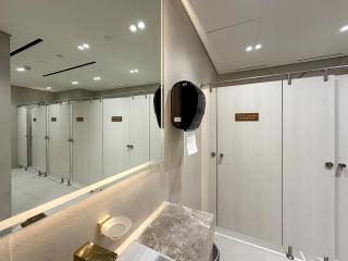 Trophy-Cultivate Retreat with Statement Design - 3