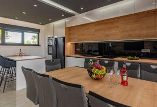 CROWONDER Villa Travera 3 with Heated Swimming Pool - CROWONDER LUXURY RENT - Privlaka - 7