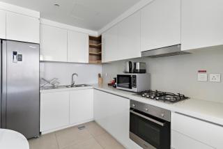 2BR Elegant Interior, Breathtaking Views, Downtown - Dubai - 2