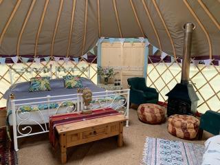 Self Contained Yurt at Hill Farm, Tintern - Tintern - 9