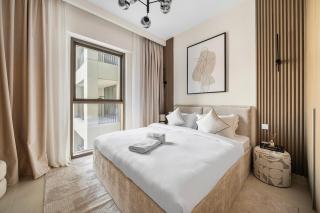 FIRST CLASS 1BR Glamorous & Stylish Escape - 8