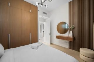 FIRST CLASS 1BR Glamorous & Stylish Escape - 3