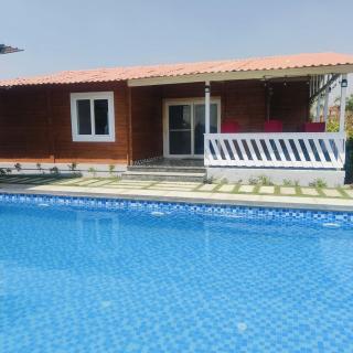 Private pool with 3 bhk farm house Kuku farm stay # Moinabad - Venkatāpur - 0