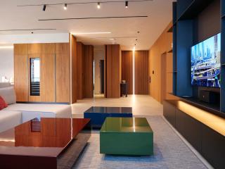 High End 4BR Penthouse with Private Pool and Skyline Views - 2