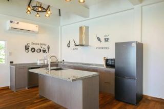 Danisam Estate 4br Sunset Beach Front & Pool - Thong Son Beach - 2
