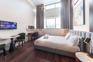 Stylish & Bright Studio in Central Hastings - Newport Beach - 7