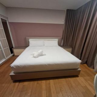 Sky suites klcc by Elham - Kuala Lumpur - 4